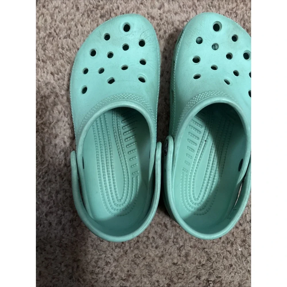 Crocs Clogs Slip On Shoes Light Green Junior 2 Youth Kids Boys Girls Sandals